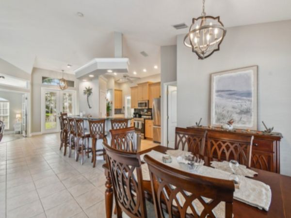 Four Bedroom Canal Front Vacation Rental in Cape Coral