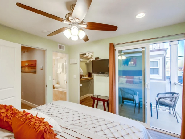 San Diego Beach House with 3 Bedroom & 360 views