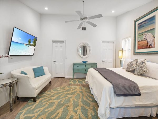 Marco Island Vacation Home with 3 Bedrooms