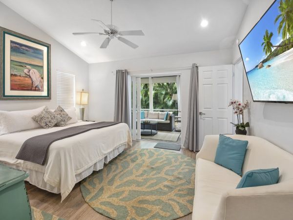 Marco Island Vacation Home with 3 Bedrooms