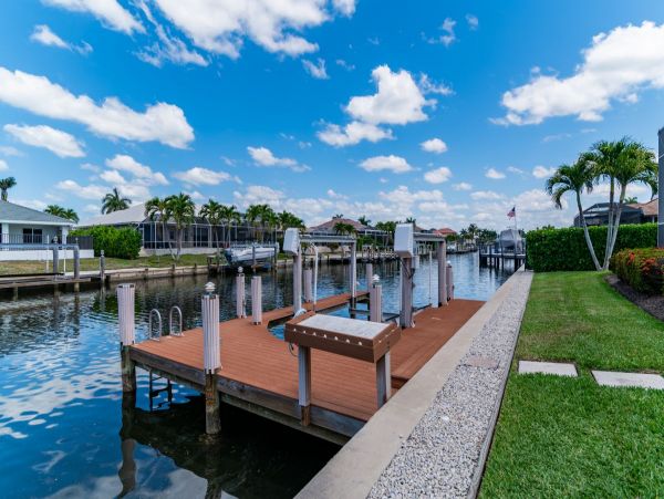 Waterfront Retreat with Private Caged Pool in Marco Island