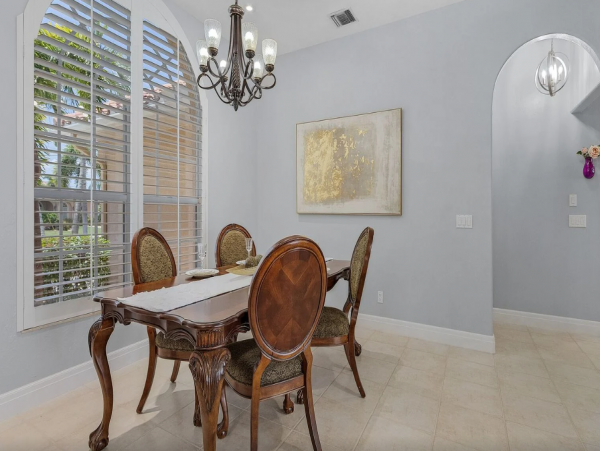 Stunning Canal Views from this Three Bedroom Vacation Home