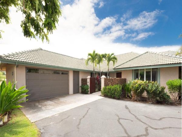 Luxury Hawaiian Retreat Beach Club Access - Waimea Vacation Villa