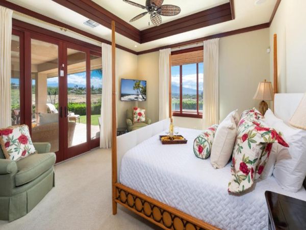 Luxury Hawaiian Retreat Beach Club Access - Waimea Vacation Villa