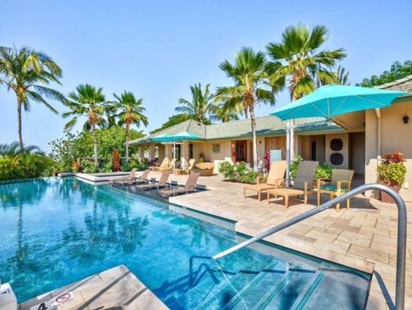 Luxury Hawaiian Retreat Beach Club Access - Waimea Vacation Villa