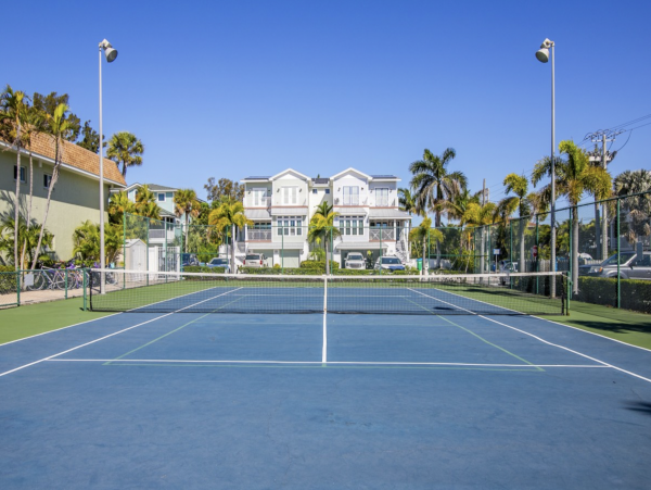 Just In! What A Lovely New 2 Bedroom Beach Condo in Holmes Beach