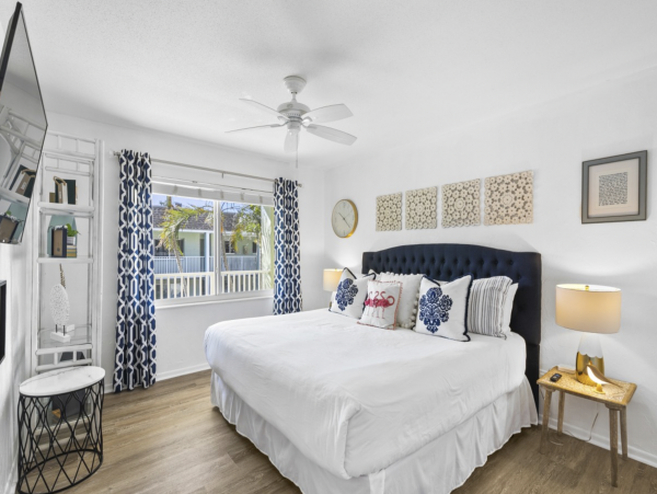 Just In! What A Lovely New 2 Bedroom Beach Condo in Holmes Beach