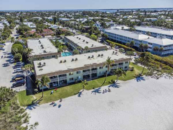 Just In! What A Lovely New 2 Bedroom Beach Condo in Holmes Beach