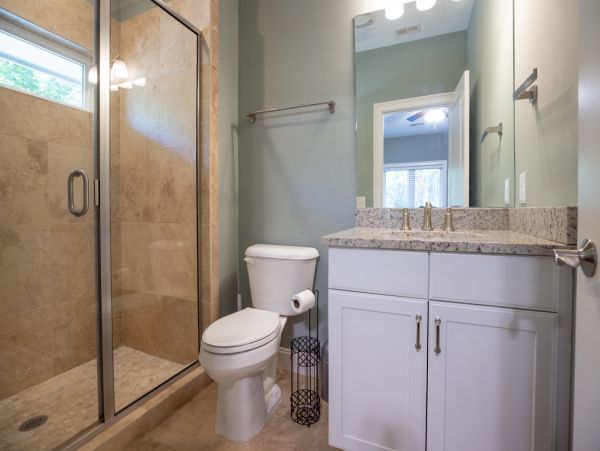 Charming Home 5 Min Walk to Beach in South Forest Beach
