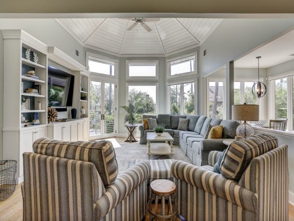 Lovely Second-Row Ocean View Vacation Rental 6 Bedrooms