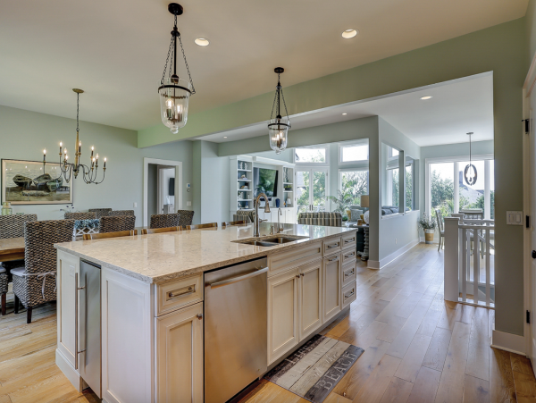Lovely Second-Row Ocean View Vacation Rental 6 Bedrooms