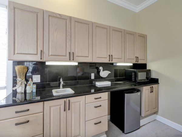 4th Row Ocean Home with 6 Bedrooms in Forest House