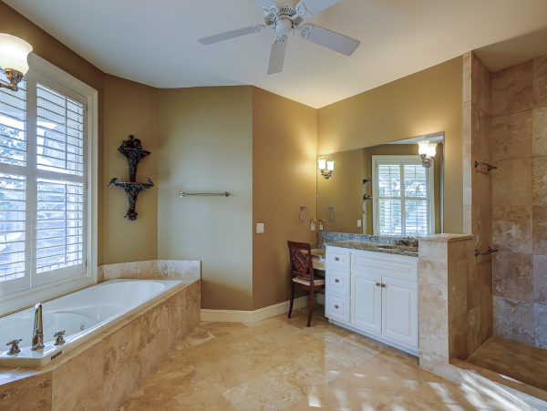Six Bedroom Vacation Home with Private Pool