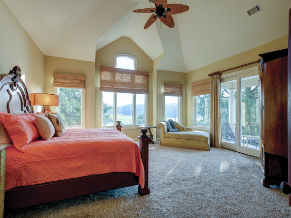 Six Bedroom Vacation Home with Private Pool