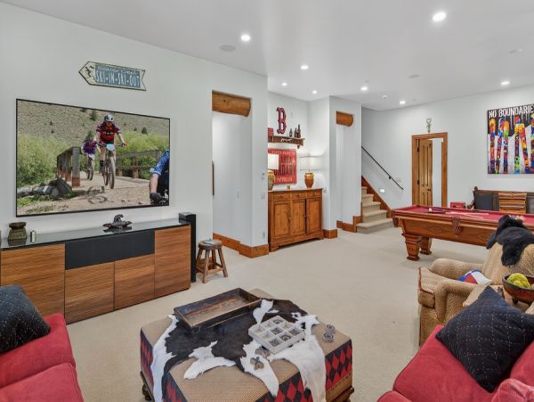 Edwards Vacation Home Six Bedroom