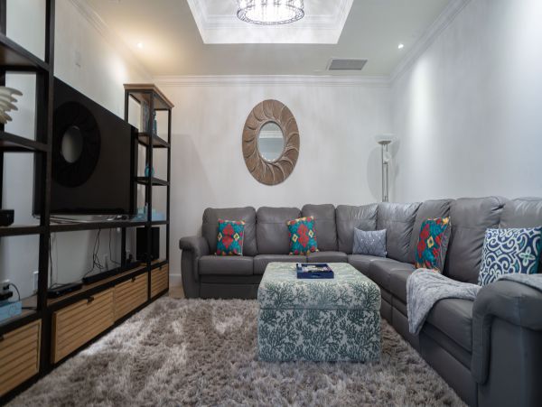 Luxury Vacation Condo with 4 Bedrooms on Seven Mile Beach