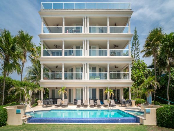 Luxury Vacation Condo with 4 Bedrooms on Seven Mile Beach