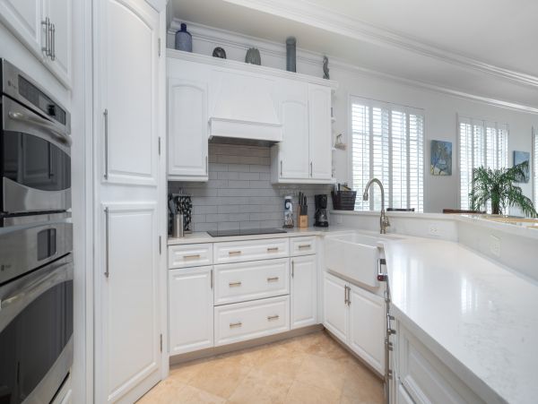 Luxury Vacation Condo with 4 Bedrooms on Seven Mile Beach