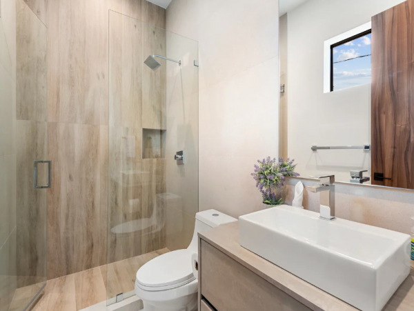 Modern Miami Beach 8 Bedroom Vacation Rental
