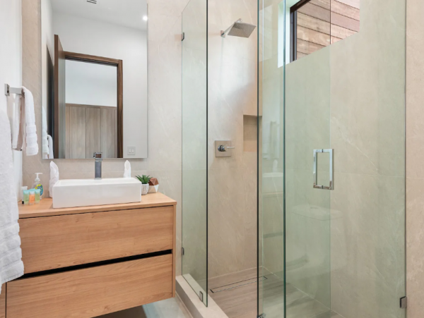 Modern Miami Beach 8 Bedroom Vacation Rental