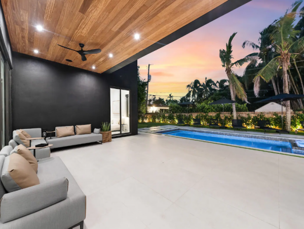 Modern Miami Beach 8 Bedroom Vacation Rental
