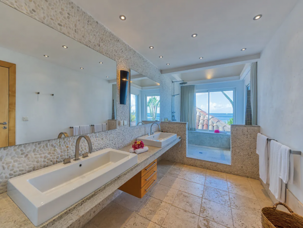 St Martin Beachfront Private Estate