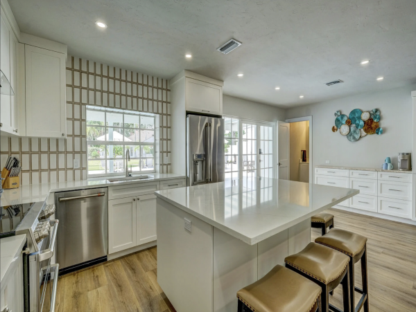 Bradenton Estate Home Main House & Guest House Private Luxury