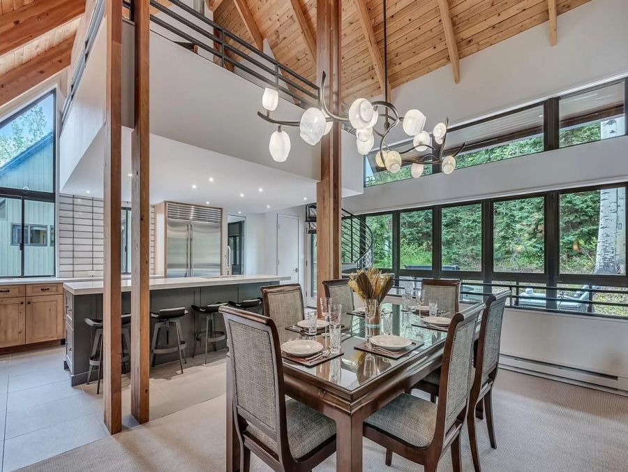 Ski-in Ski-out Four Bedroom Vacation Home in Snowmass Village