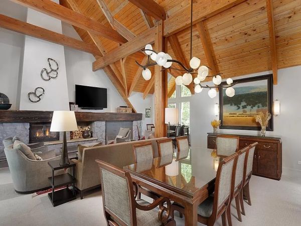 Ski-in Ski-out Four Bedroom Vacation Home in Snowmass Village