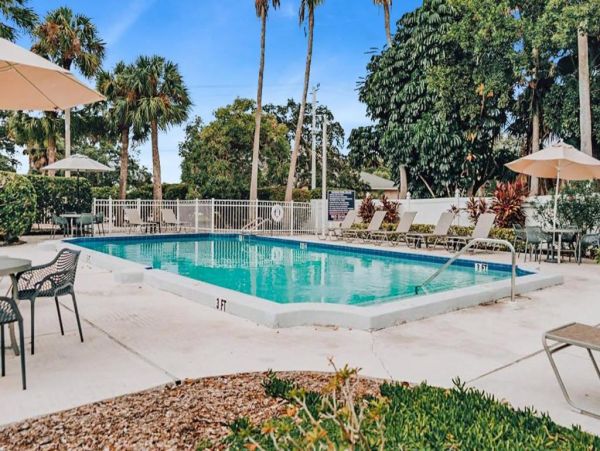 Siesta Key Vacation Condo Walk to Beach
