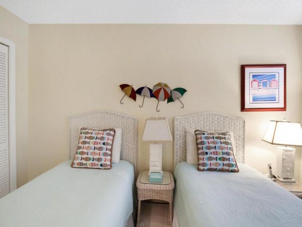Siesta Key Vacation Condo Walk to Beach