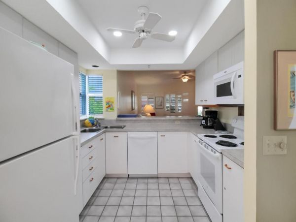 Siesta Key Vacation Condo Walk to Beach