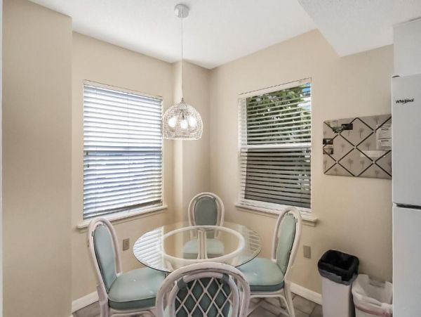 Siesta Key Vacation Condo Walk to Beach