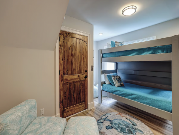 This Magnificent 2nd Row Pool Home 1 Mim Walk Beach