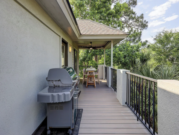 This Magnificent 2nd Row Pool Home 1 Mim Walk Beach