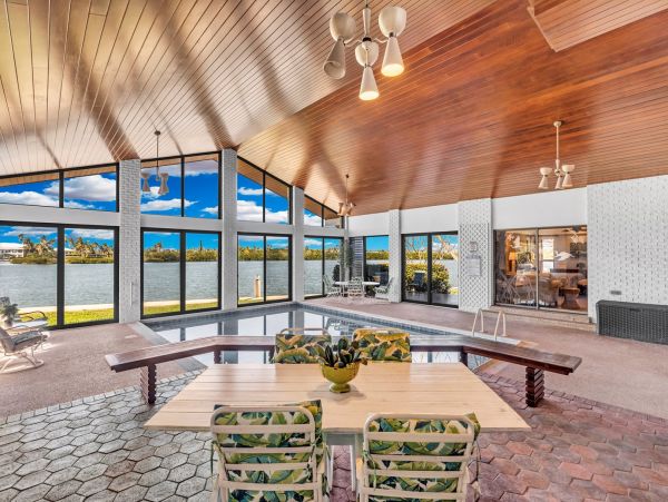 Beautiful Marathon Vacation Home with 5 Bedrooms & Indoor Pool