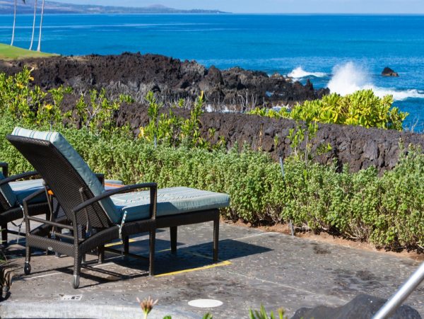 Coastal Getaway with 3 Bedrooms & Amazing Views
