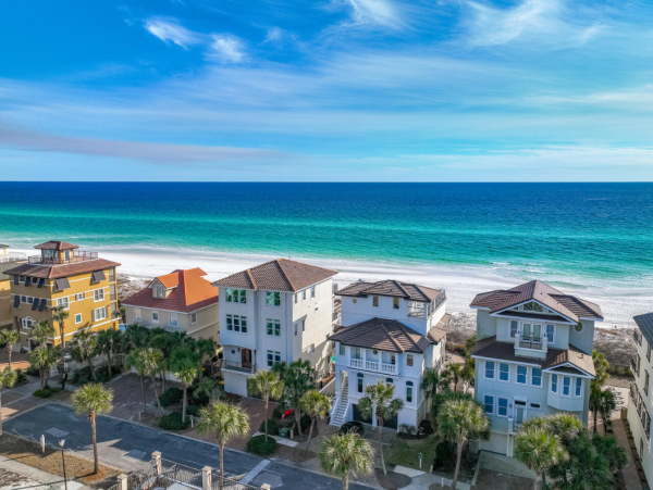 Full Ocean View from this Gorgeous Vacation Home