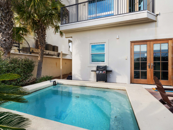 Full Ocean View from this Gorgeous Vacation Home