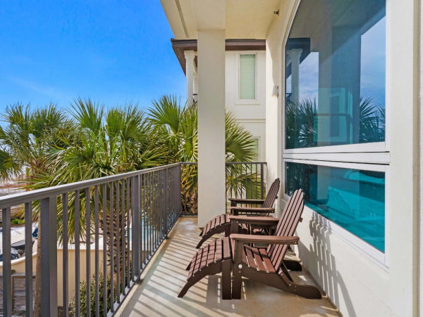Full Ocean View from this Gorgeous Vacation Home