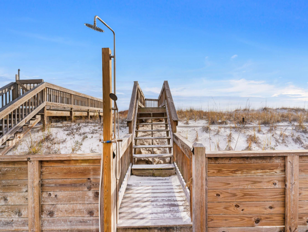 Full Ocean View from this Gorgeous Vacation Home