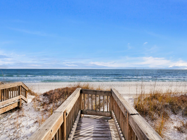 Full Ocean View from this Gorgeous Vacation Home