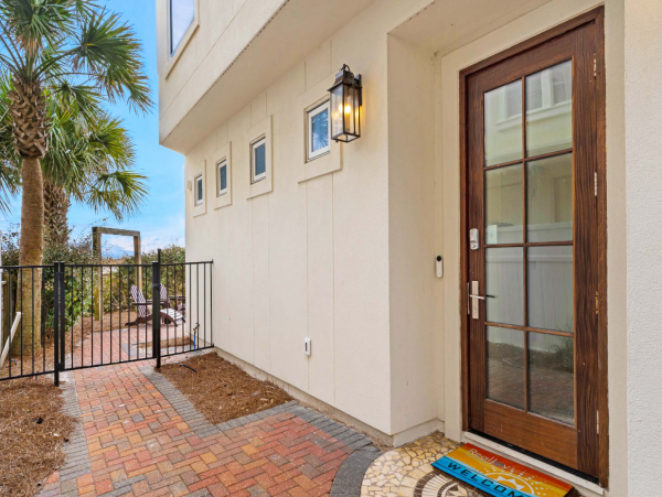 Full Ocean View from this Gorgeous Vacation Home