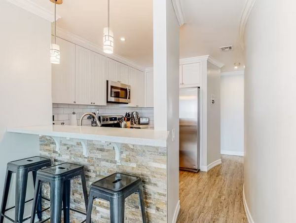 Ultimate Beach Getaway with 5 Bedrooms in Mission Beach