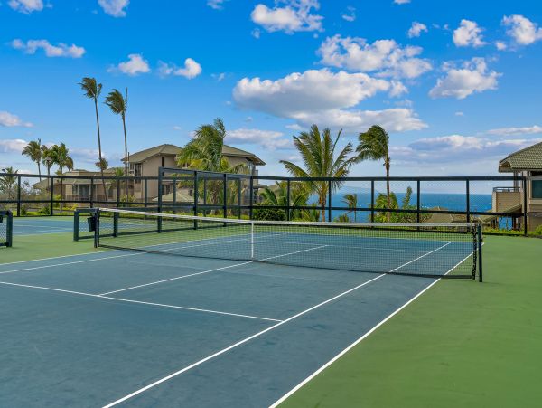 Spacious Oceanfront Villa with Great Resort Amenities