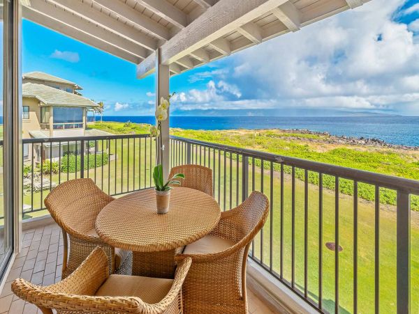 Spacious Oceanfront Villa with Great Resort Amenities