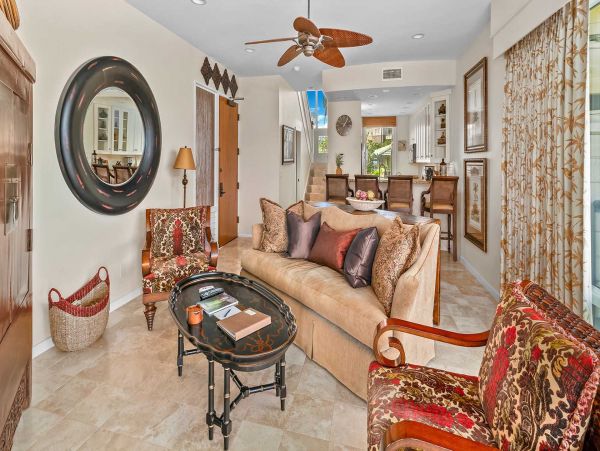 Spacious Oceanfront Villa with Great Resort Amenities