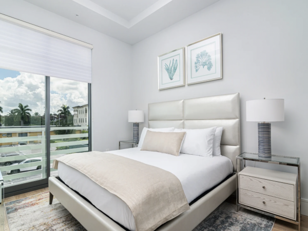 Naples One Bedroom Vacation Rental Walk to the Beach