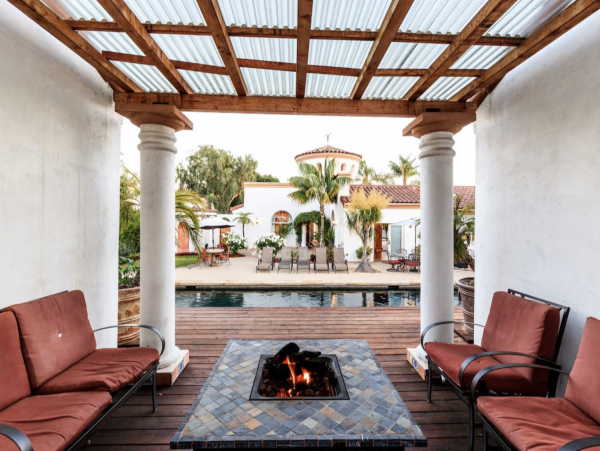 Your Very Own Four bedroom Private Resort Pure Luxury