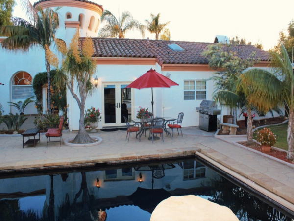 Your Very Own Four bedroom Private Resort Pure Luxury